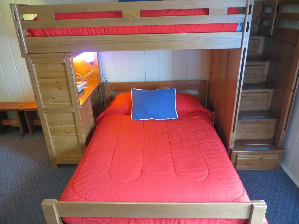 Motel 72 Grayling Phòng bức ảnh