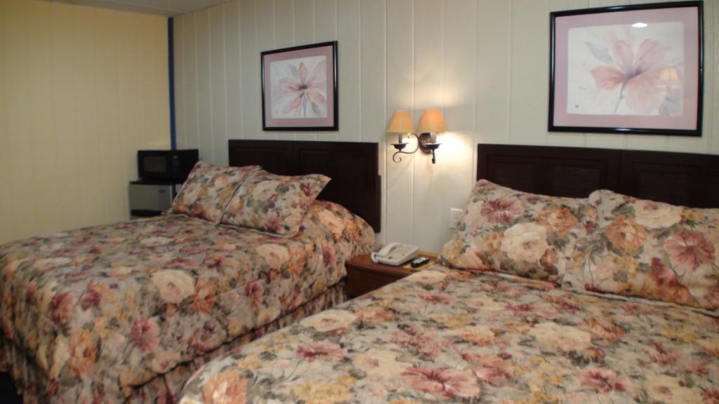 Motel 72 Grayling Ngoại thất bức ảnh