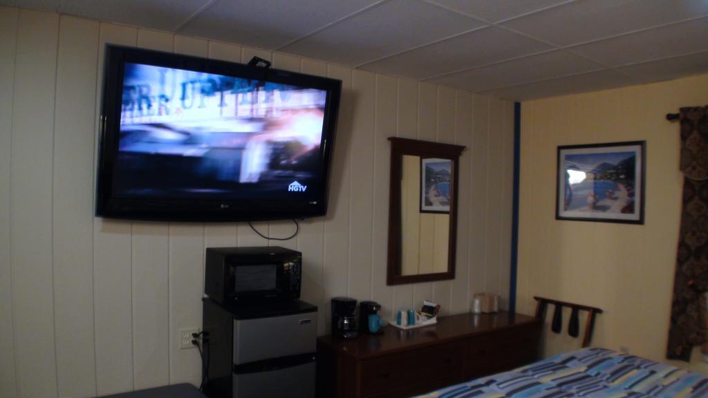 Motel 72 Grayling Ngoại thất bức ảnh
