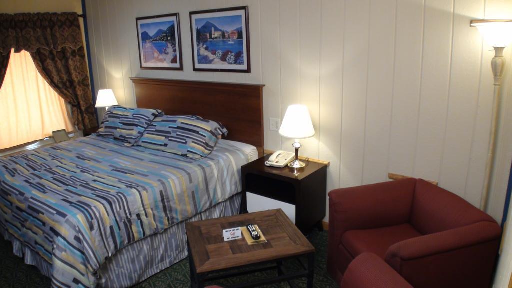 Motel 72 Grayling Ngoại thất bức ảnh