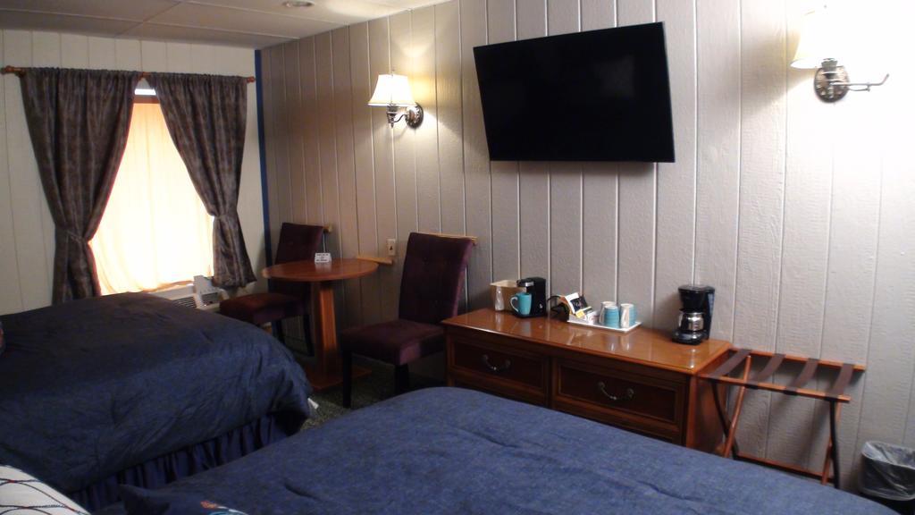 Motel 72 Grayling Ngoại thất bức ảnh