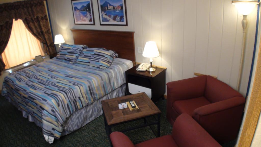 Motel 72 Grayling Ngoại thất bức ảnh